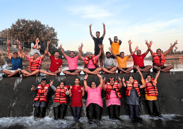 Top 8 Team Building Activities To Boost Workplace Morale